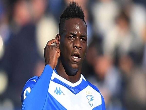 Balotelli - Ông vua của rắc rối và nổi loạn