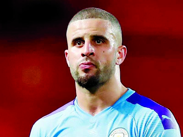 Bóng đá quốc tế tối 13/8: Pep Guardiola giữ lại Kyle Walker 