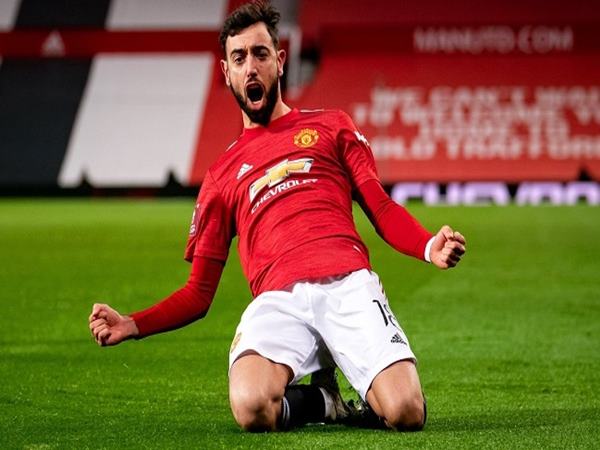 bong-da-qt-26-1-hlv-solskjaer-tiet-lo-ve-bruno-fernandes